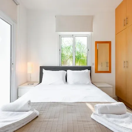 Willa Palm Breeze By Ezoria