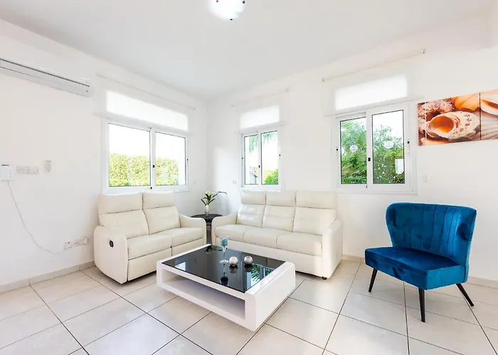 Willa Palm Breeze By Ezoria