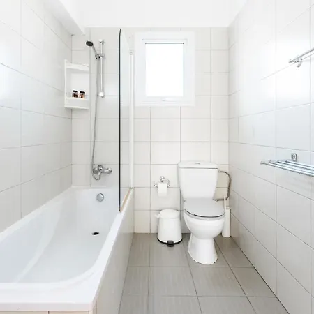 Palm Breeze By Ezoria *